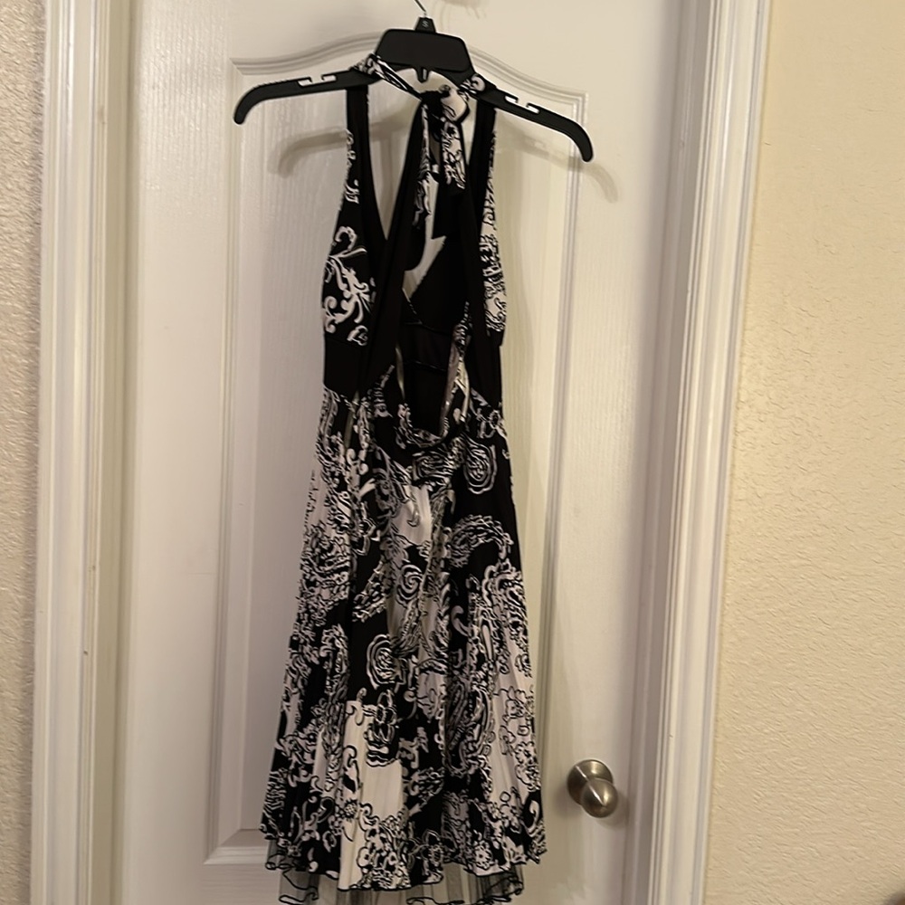 Speechless halter dress size M - Picture 2 of 4